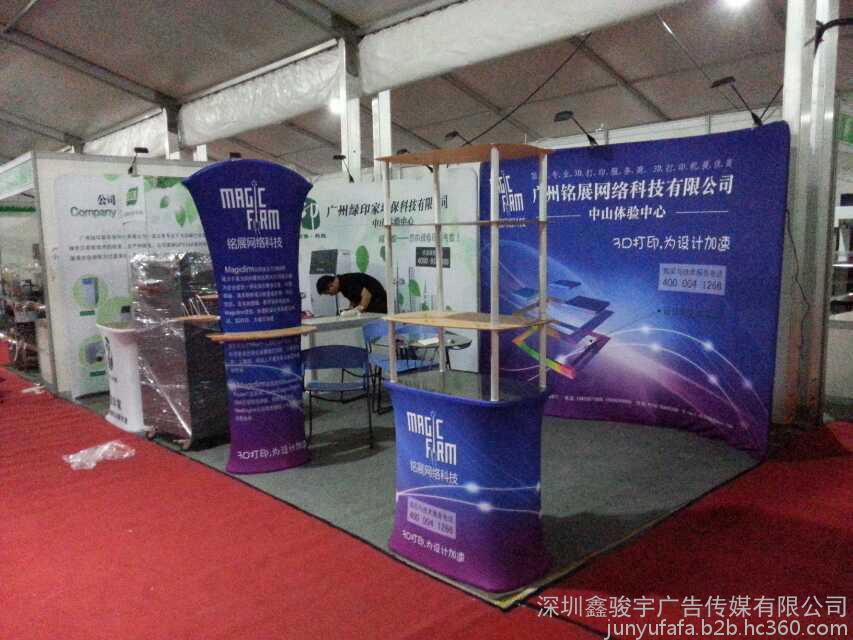 從跨界到融合 深圳快幕秀展臺與婚禮策劃展會的創意搭建設計